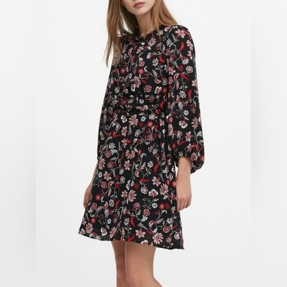 Banana Republic Dresses & Skirts - Banana Republic Black Floral Dress